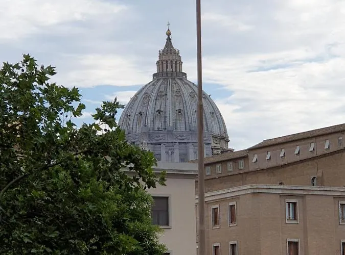 Stefano House Vaticano Roma